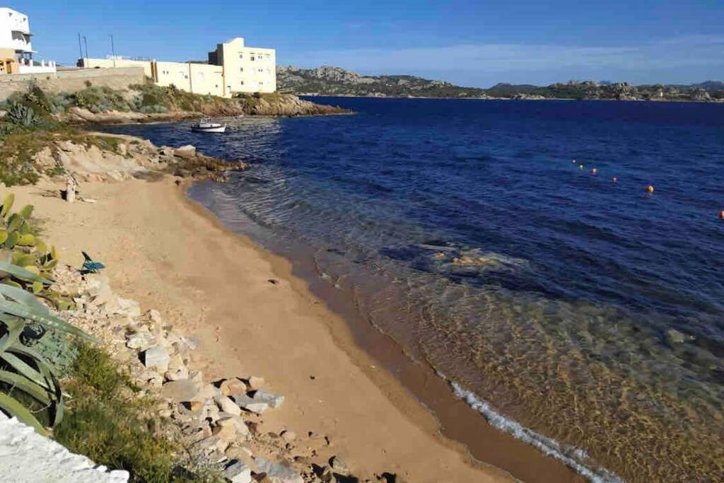 Casa Maddalenina Con Giardino, Vicino Al Mare! Apartment La Maddalena  Ngoại thất bức ảnh
