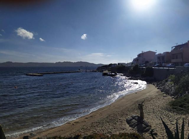 Casa Maddalenina Con Giardino, Vicino Al Mare! Apartment La Maddalena  Ngoại thất bức ảnh